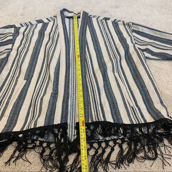 Zara Ecru Fringe Striped Kimono Jacket gray cream Sz M - Picture 10 of 12
